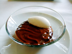 foodfrance_maxim08_dessert1.jpg