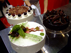 worldfoodsummit_cake.jpg