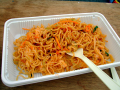 diwarinishikasai_yakisoba.jpg