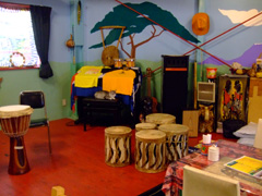 kenyahouse_floor.JPG