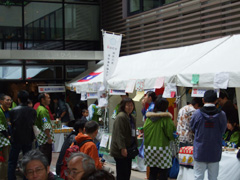 kyoryokutai08_people.jpg