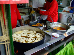 namasteindia08_okashi.JPG